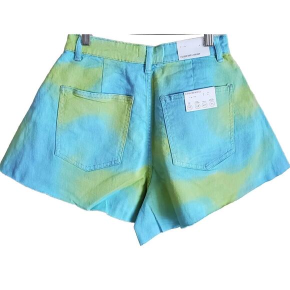 WE WORE WHAT Women's 26 Flare Bell Shorts Frayed Raw Hem Festival Tie Dye Denim - Picture 9 of 9